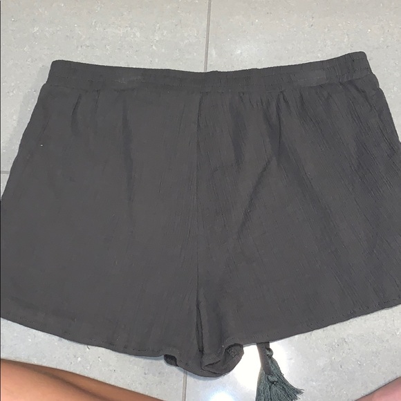 Shorts - Picture 2 of 2